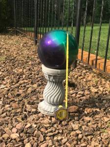 lot 29 image: Glass Gazing Ball with Decorative Stone Pedestal