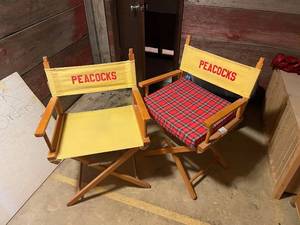 lot 51 image: Set of 2 Vintage Wooden Directors Chairs