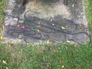 lot 191 image: Collection of 4 Decorative Metal Garden Stakes with Hooks