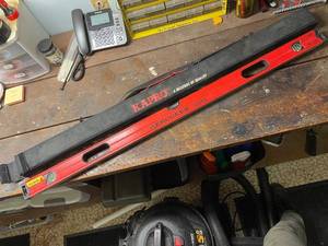 lot 231 image: Kapro Hercules 48 Inch Spirit Level with Carrying Case