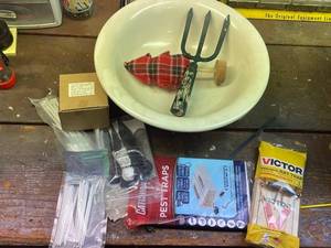 lot 241 image: Mixed Garage and Pest Control Lot with Rat Trap, Cable Ties, Bowl, and Garden Fork