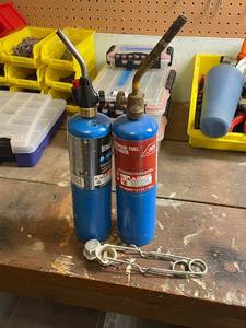 lot 246 image: Bernzomatic Propane Torches with Cylinders and Lighter Tool