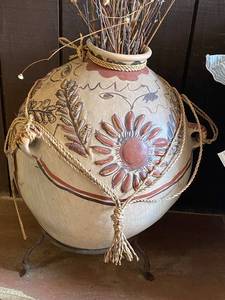lot 19 image: Large Hand-Painted Mexican Pottery Vase with Floral Motif and Stand