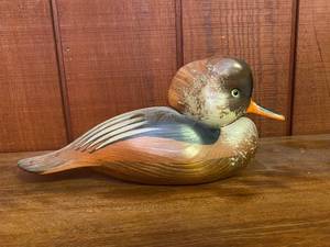 lot 36 image: Hand-Carved Swan Quarter Duck Decoy Signed by Artist