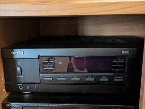 lot 324 image: Sherwood DAS Stereo Receiver with Multiple Input Options