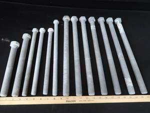 lot 27 image: ASSORTED GALVANIZED STEEL HEX BOLTS NEW