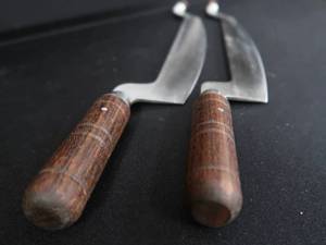 lot 50 image: 2 KAICUT KNIVES