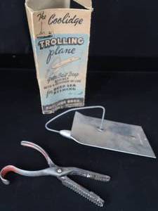 lot 64 image: VINTAGE FISHING