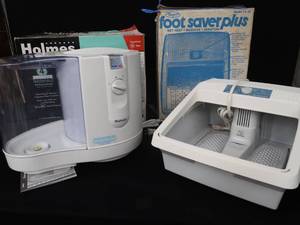 lot 94 image: HOLMES HUMIDIFIER  FOOT SAVER PLUS