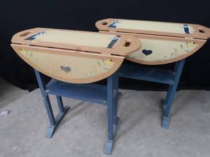 lot 112 image: 2 MATCHING WOOD TABLES