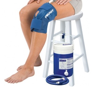 lot 26 image: MSRP $200 Aircast CryoCuff Cooler Cold Compression Therapy With Medium Size Knee Cuff - Effective Pain Relief with Adjustable Cold Therapy Good Condition