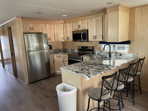 4 Night Flagship Luxury Houseboat Trip! (7/21-7/25/25)