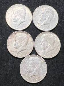 lot 13 image: GROUP OF 5 US 40% SILVER KENNEDY HALF DOLLARS