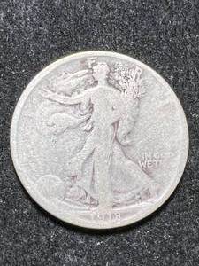 lot 57 image: 1918 US WALKING LIBERTY HALF DOLLAR