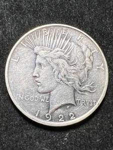 lot 68 image: 1922-D US PEACE SILVER DOLLAR