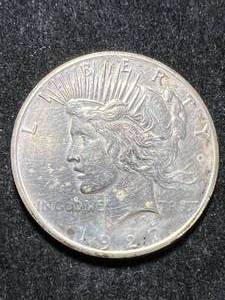lot 80 image: 1927 US PEACE SILVER DOLLAR