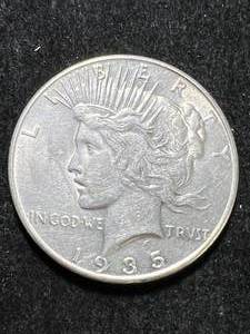 lot 88 image: 1935 US PEACE SILVER DOLLAR