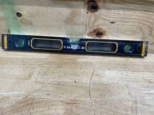lot 122 image: Tolsen 24 level (0818259.85)