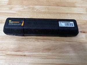lot 62 image: Gearwrench 38 Drive Fixed Head 4-18 Ft-Lb Preset Torque Wrench (08182515)