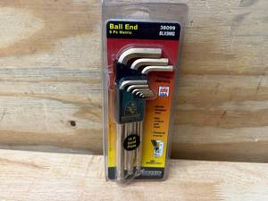 lot 66 image: Bondhus Ball End 9Pc Metric