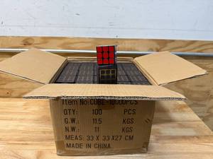lot 79 image: Lot of 100 - speedripperrubix cubes