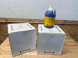 lot 149 image: Lot of 8 - Stanley siding and decking wash