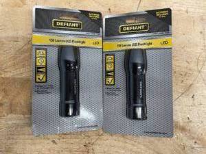 lot 99 image: Lot of 2 - Defiant 150 Lumen LED Flashlight