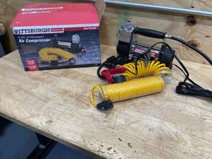 lot 189 image: PITTSBURGH 12V 150 PSI Compact Air Compressor (08192575)