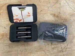 lot 205 image: Lot of 2 - Damaged Screw Extractor Sets