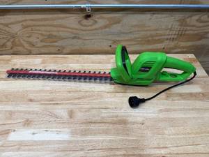 lot 241 image: PORTLAND Hedge Trimmer (08202538) (tool only)