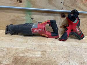 lot 282 image: Lot of 2 - Milwaukee Sawzall and Cable Cutter (Not Working)