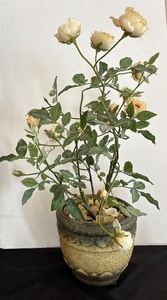 lot 44 image: Fabulous Faux Florals