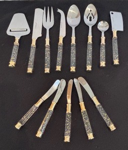lot 61 image: Golden Speckled Lucite Handled Serving Utensils and Spreaders