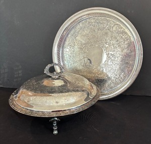 lot 102 image: Vintage Silver Plated Serving Platter with Covered Casserole Dish