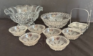 lot 110 image: Collection of Crystal and Clear Glass Bowls and More
