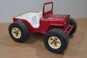 lot 28 image: Vintage Tonka Dune Buggy Jeep