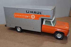 lot 35 image: Vintage Nylint U-Haul Box Truck