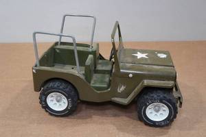 lot 53 image: Vintage Tonka XR-100 Military Jeep