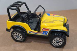 lot 55 image: Vintage Tonka Nightflyer Jeep