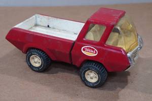 lot 56 image: Vintage Tonka Fire Truck