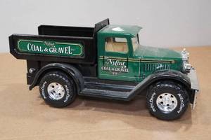 lot 73 image: Vintage Nylint Classics Coal & Gravel Co Dump Truck