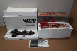 lot 83 image: Matco Tools Gary Scelzi 116 Scale Model Funny Car