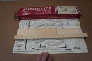 lot 101 image: Vintage Jetco Superlite Americas Model Plane Kit
