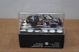 lot 103 image: Vintage Motorworks Rechargeable RC Car - Dale Earnhardt