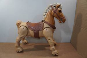 lot 108 image: Vintage Marx Marvel the Galloping Mustang Childs Ride on Horse