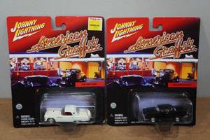 lot 122 image: 2 Johnny Lightning American Graffiti Die Cast Replicas - 1956 Ford T-Bird & 1955 Custom Chevy