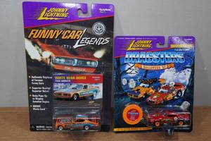 lot 132 image: 2 Johnny Lightning Die Casts - White Bear Dodge & Halloween Dragster