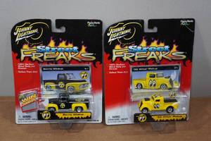 lot 138 image: 2 Johnny Lightning Street Freaks Die Casts - Berrie Wildkat, 33 Willys Pickup