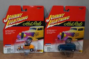 lot 146 image: 2 Johnny Lightning Hot Rods Die Casts - Roadster & Delivery