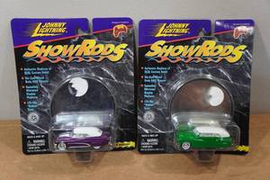 lot 148 image: 2 Johnny Lightning Showrods Die Casts Replicas